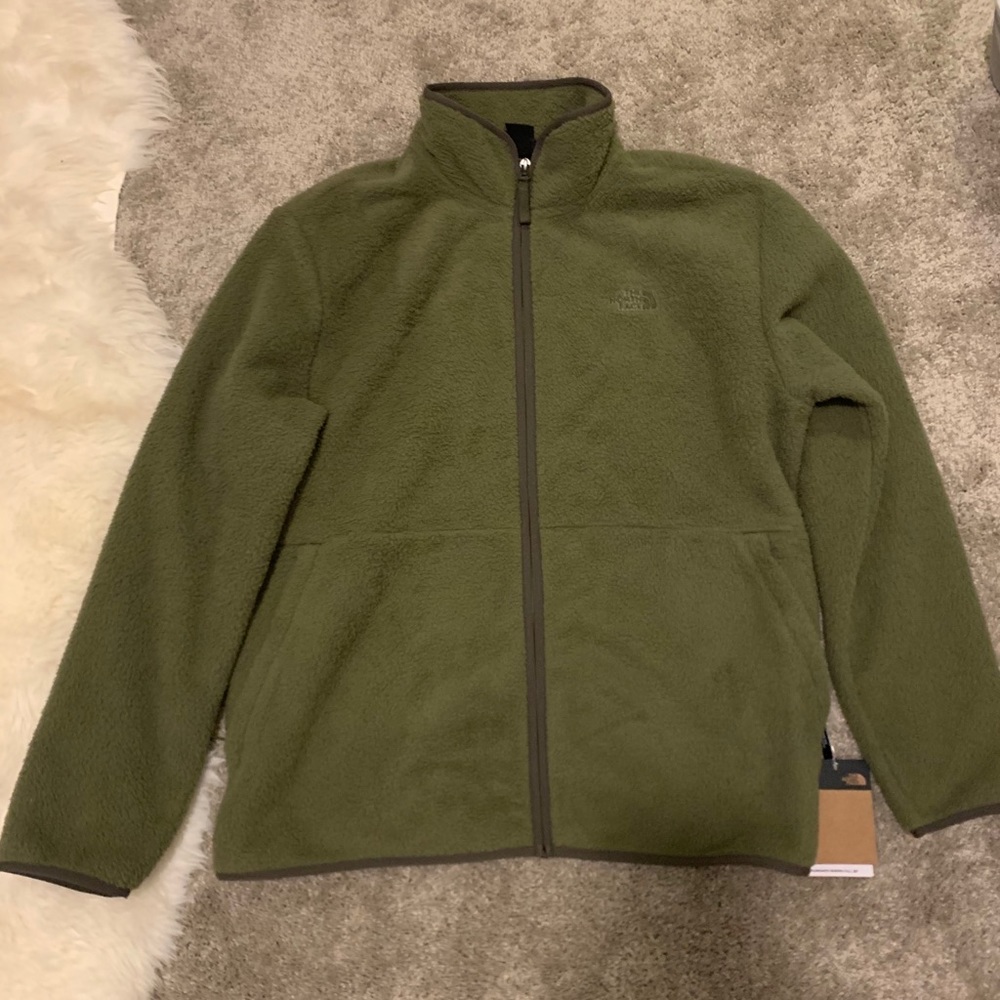 Men’s green north face fleece NWT